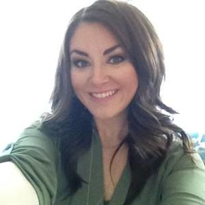 Meet your Posher, Leeann